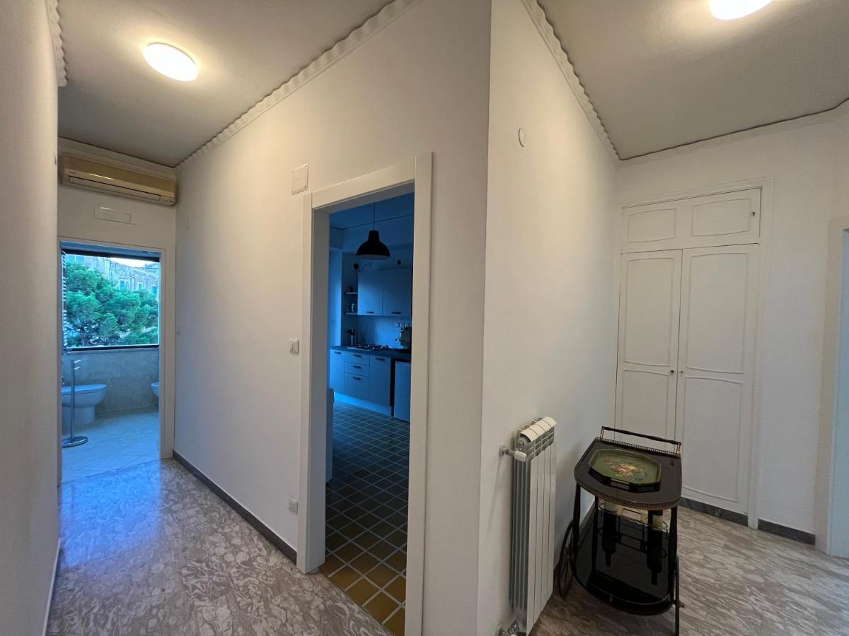 Balcony House Apartment เนเปิลส์ ภายนอก รูปภาพ