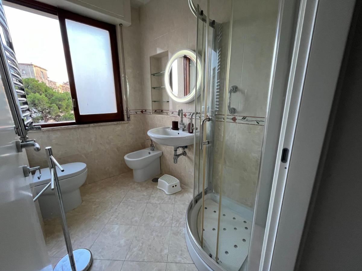 Balcony House Apartment เนเปิลส์ ภายนอก รูปภาพ